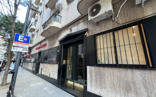 URUGUAY al 1300 Piso 4 12