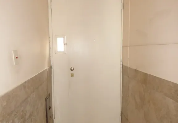 ARANGUREN, JUAN F., DR. al 1800 Piso PB 26