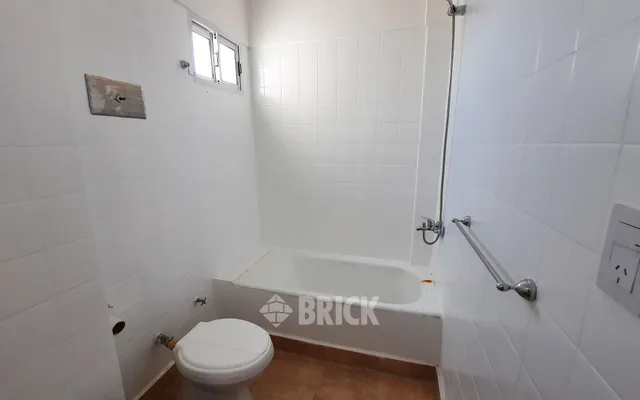 SUIPACHA al 700 Piso 14 14