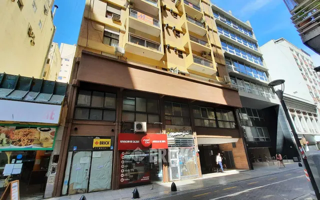 SUIPACHA al 700 Piso 14 23