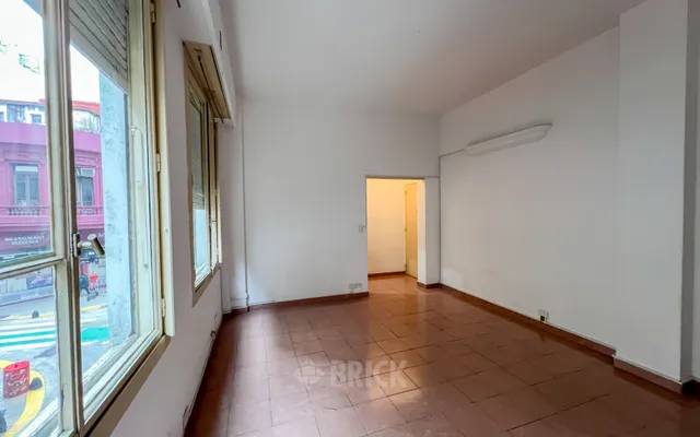 PARAGUAY al 500 Piso 1 4
