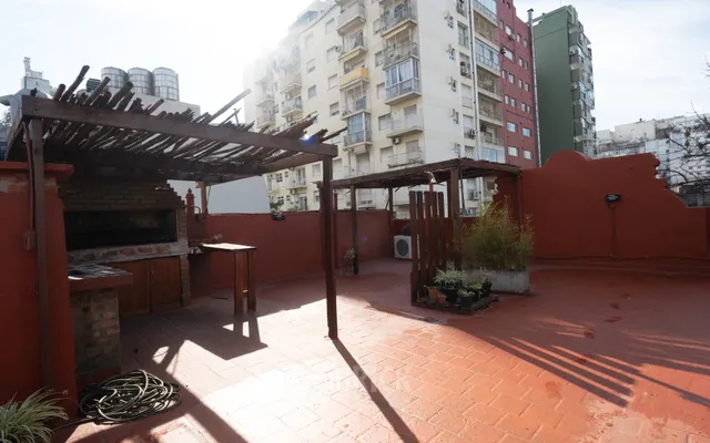 SAAVEDRA al 400 Piso 1 26