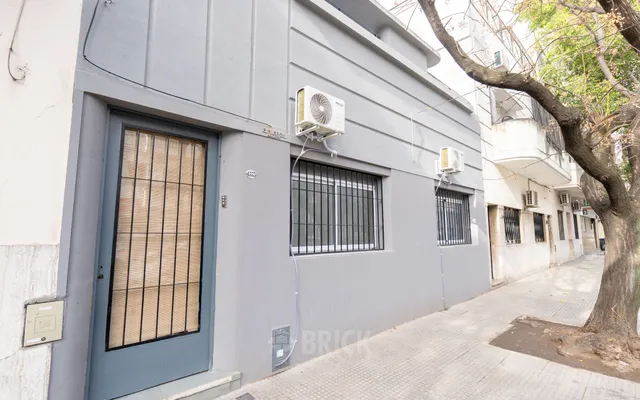 ESPINOSA al 1500 Piso PB 18