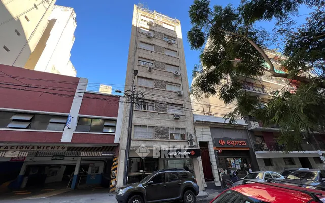 PACHECO DE MELO al 2600 Piso 7 10