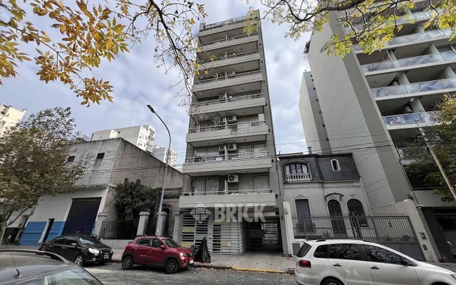 CARACAS al 1200 Piso 8 17