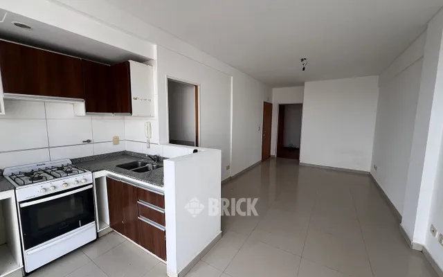 CARACAS al 1200 Piso 8 5