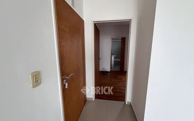 CARACAS al 1200 Piso 8 9