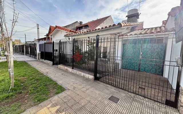 RODRIGUEZ PEÑA al 1300 2