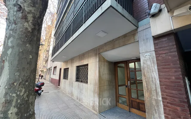 COLOMBRES al 1000 Piso 4 18