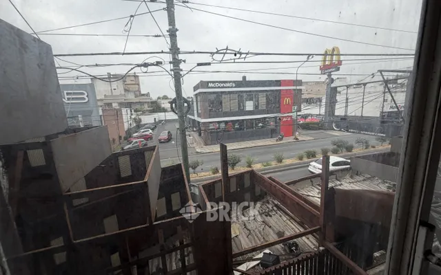 YRIGOYEN, HIPOLITO, AV. al 8200 58