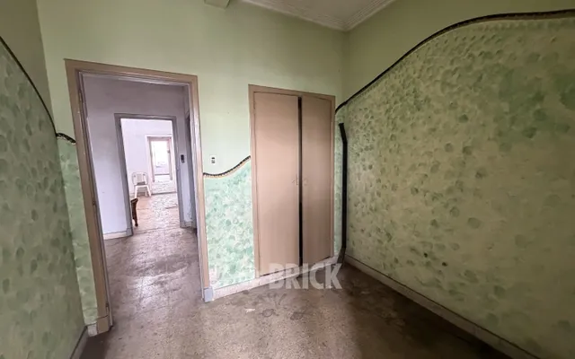 YRIGOYEN, HIPOLITO, AV. al 8200 69