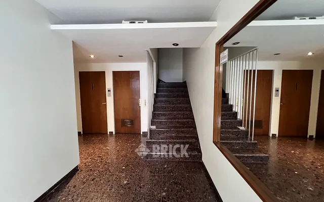 AZCUENAGA al 1200 Piso 1 12