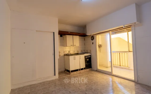 OTAMENDI al 200 Piso 8 4