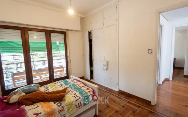 BAUNESS al 200 Piso PB 25