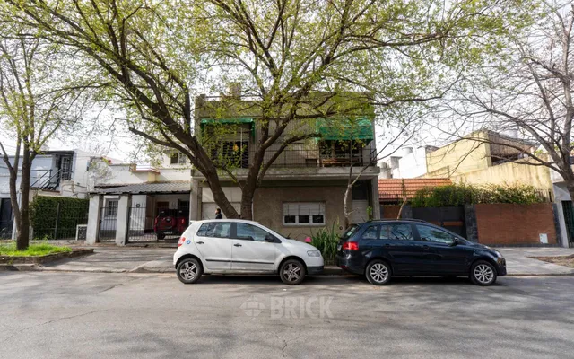 BAUNESS al 200 Piso PB 33