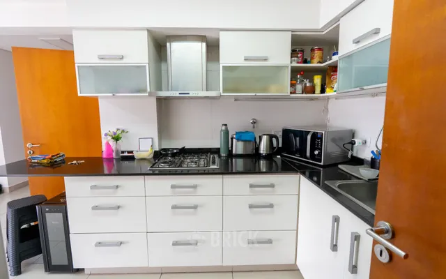 GALLARDO, ANGEL AV. al 100 Piso 3 21