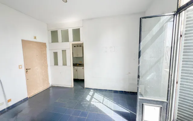 RIVADAVIA, AV. al 2700 Piso 6 3
