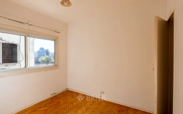 ALVAREZ THOMAS, AV. al 1200 Piso 5 5