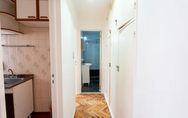 AVELLANEDA, AV. al 1800 Piso 13 6