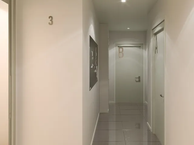 CABRERA, JOSE ANTONIO al 3100 Piso 7 10