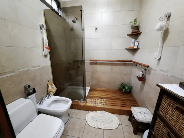 PERON, EVA, AV. al 2700 12