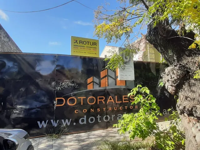 DEL VALLE IBERLUCEA al 4300 8