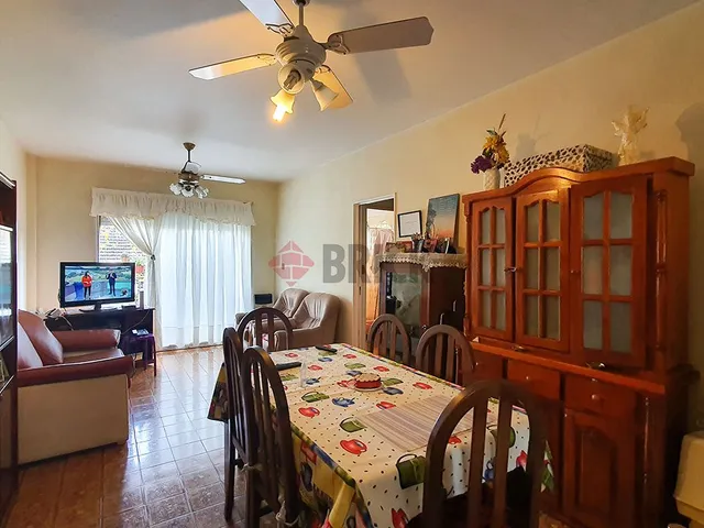 ARANGUREN, JUAN F., DR. al 1200 Piso 2 1