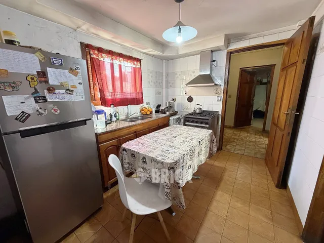 SARMIENTO al 1700 Piso PB 11