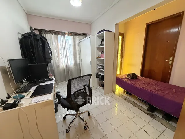 SARMIENTO al 1700 Piso PB 24