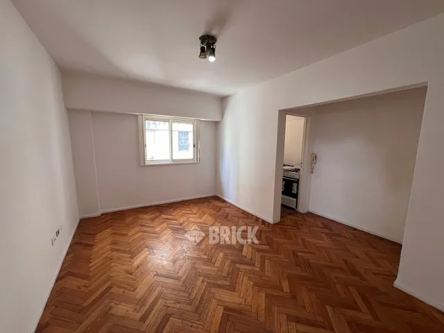 SUIPACHA al 700 Piso 10 4