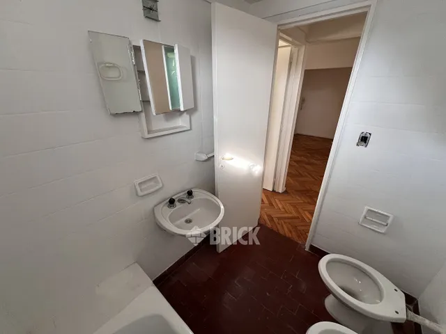 SUIPACHA al 700 Piso 10 6