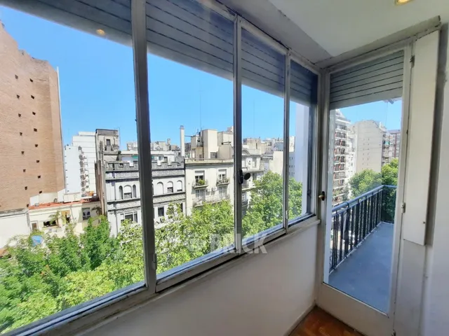 PUEYRREDON, AV. al 1200 Piso 7 5