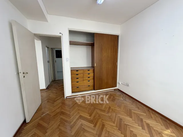 ALVEAR, MARCELO T. DE al 900 Piso 2 14