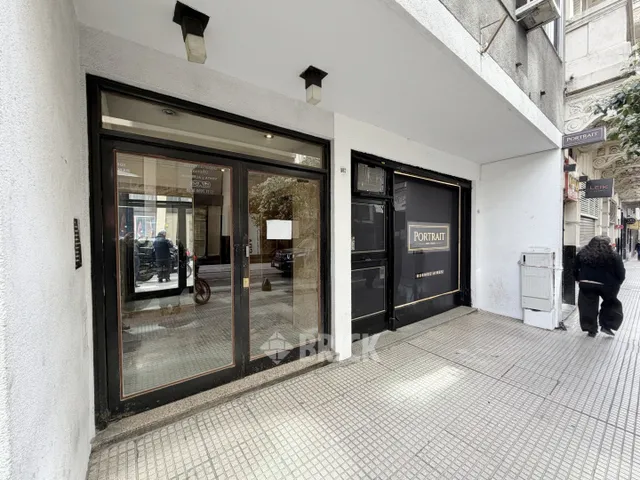 ALVEAR, MARCELO T. DE al 900 Piso 2 24