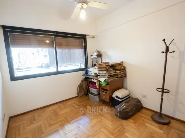 REPETTO, NICOLAS, DR. al 400 Piso 1° Y 2° 38