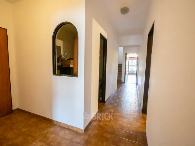 REPETTO, NICOLAS, DR. al 400 Piso 1° Y 2° 40