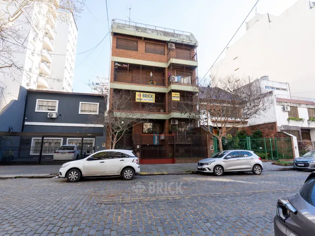 REPETTO, NICOLAS, DR. al 400 Piso 1° Y 2° 44