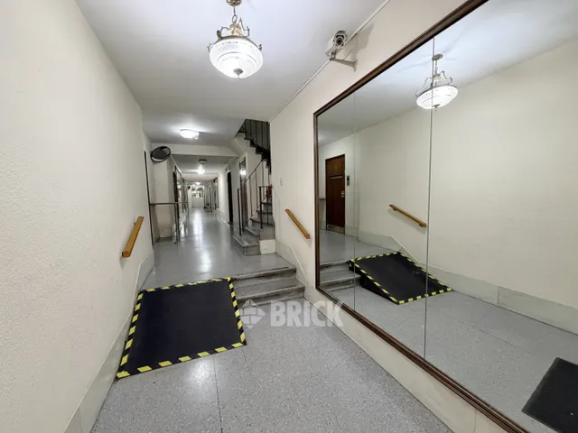 LARREA al 1300 Piso 7 13