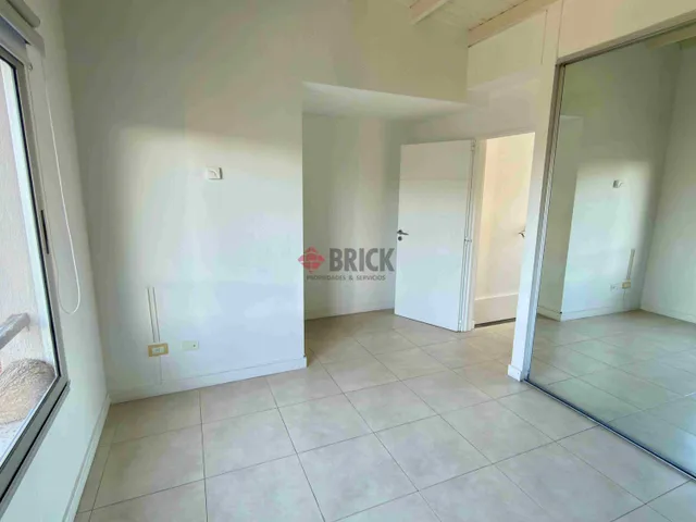 Bº LAGO ESCONDIDO 23