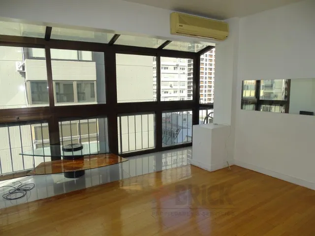 POSADAS al 1300 Piso 15 23