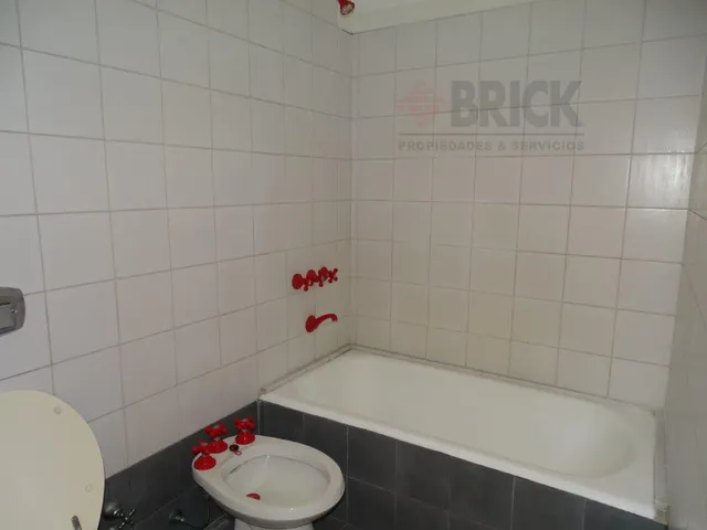 POSADAS al 1300 Piso 15 32