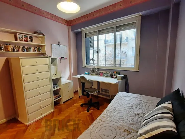 SALGUERO, JERONIMO al 2100 Piso 3 12