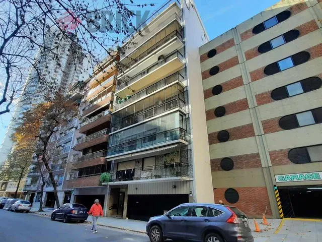 SALGUERO, JERONIMO al 2100 Piso 3 33