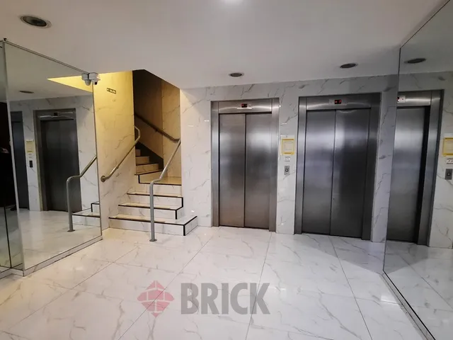 BOGOTA al 1600 Piso 4 17