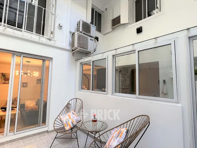 JUNCAL al 2700 Piso PB 8