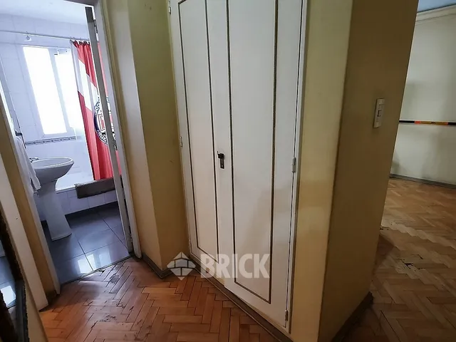 ALVEAR, MARCELO T. DE al 2400 Piso 7 5