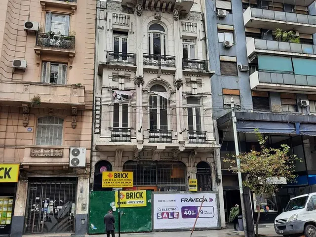 PUEYRREDON, AV. al 1300 1
