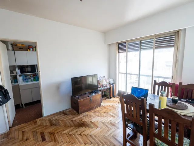 LAMBARE al 1100 Piso 9 3