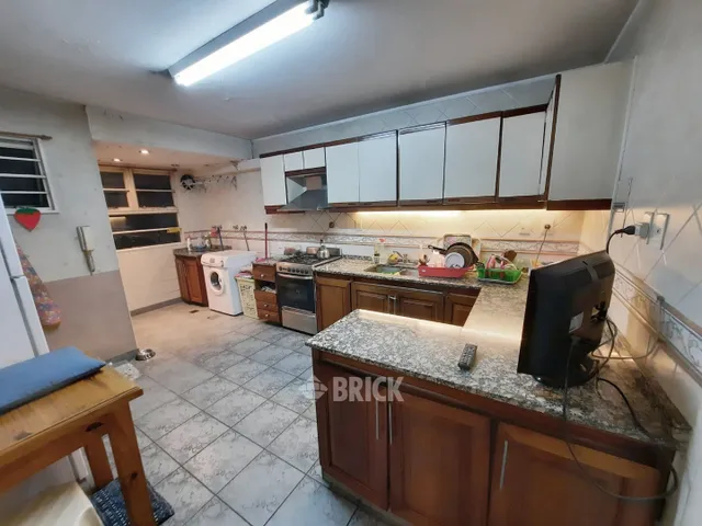 LAS HERAS GENERAL AV. al 2900 Piso 5 30
