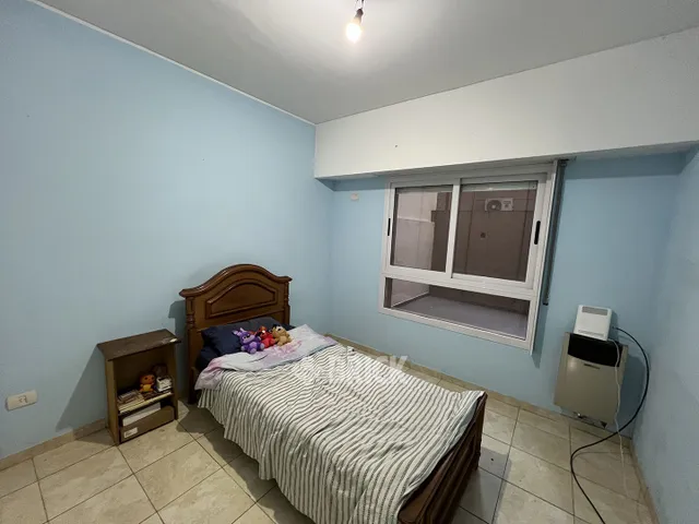 ARANGUREN, JUAN F., DR. al 1800 Piso 1 9